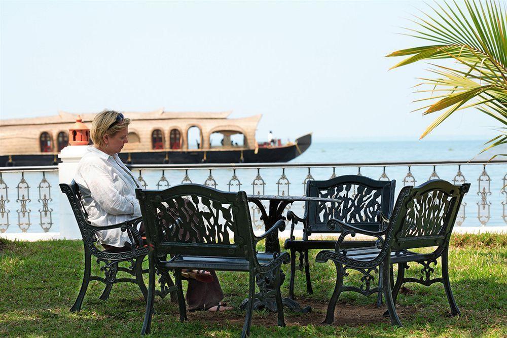 Cocobay Resort Kumarakom Restauracja zdjęcie